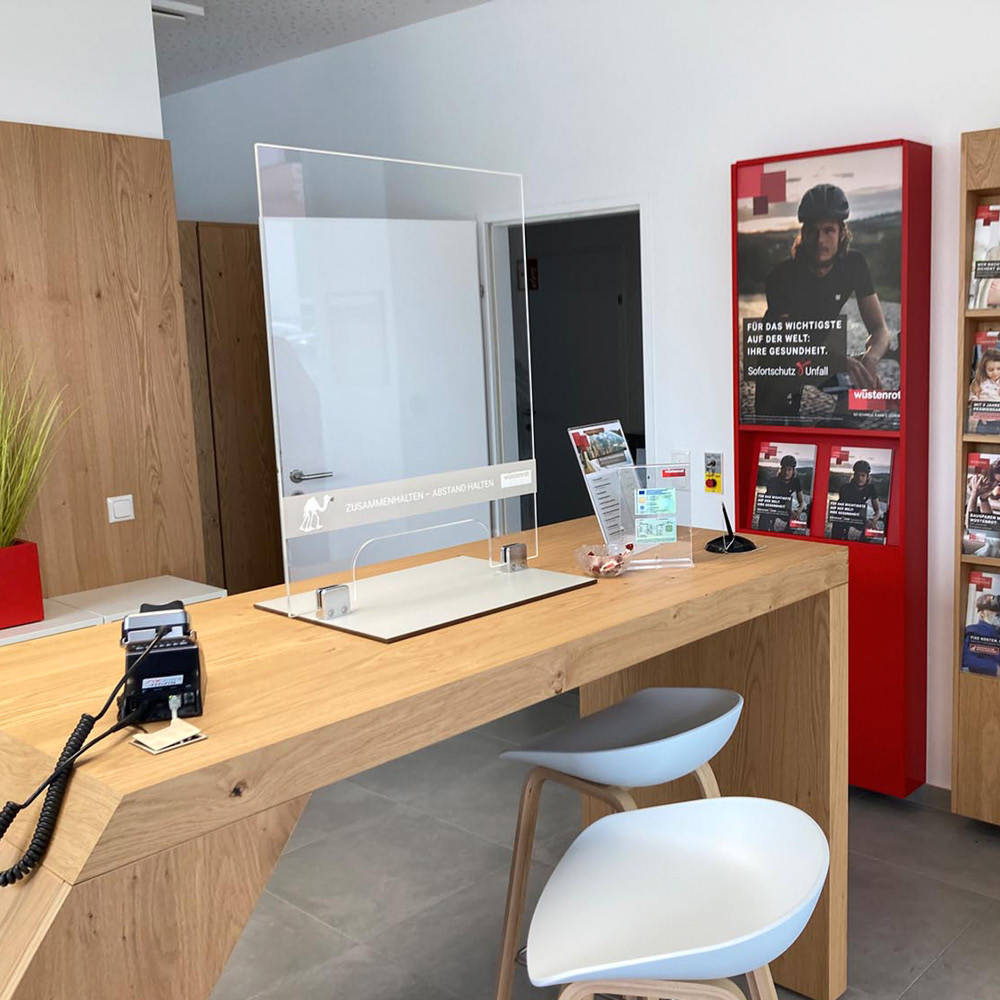 Wüstenrot Filiale Vöcklabruck mit Zulassungsservice, Max Planck-Straße 11 in Vöcklabruck