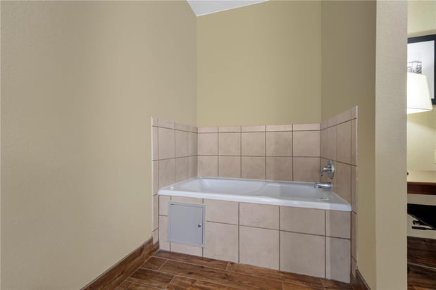 Images Best Western Plus Shamrock Inn & Suites