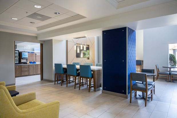 Images Holiday Inn Express & Suites Vicksburg by IHG