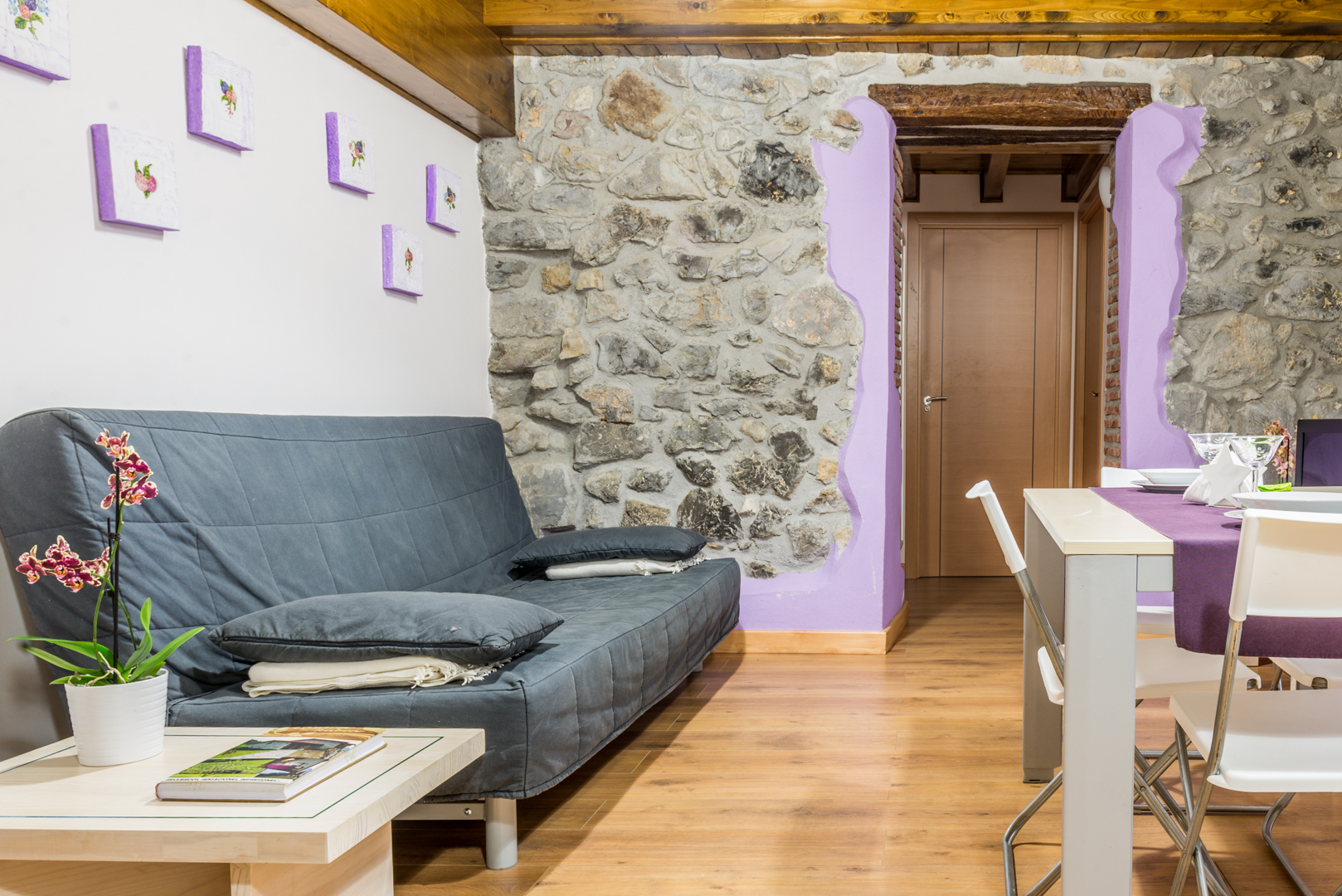 Images Casuca Rubia - Ampuero