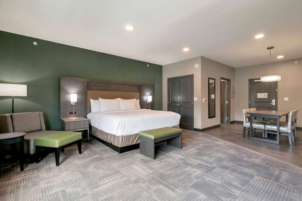 Images Best Western Plus Fillmore Inn & Suites