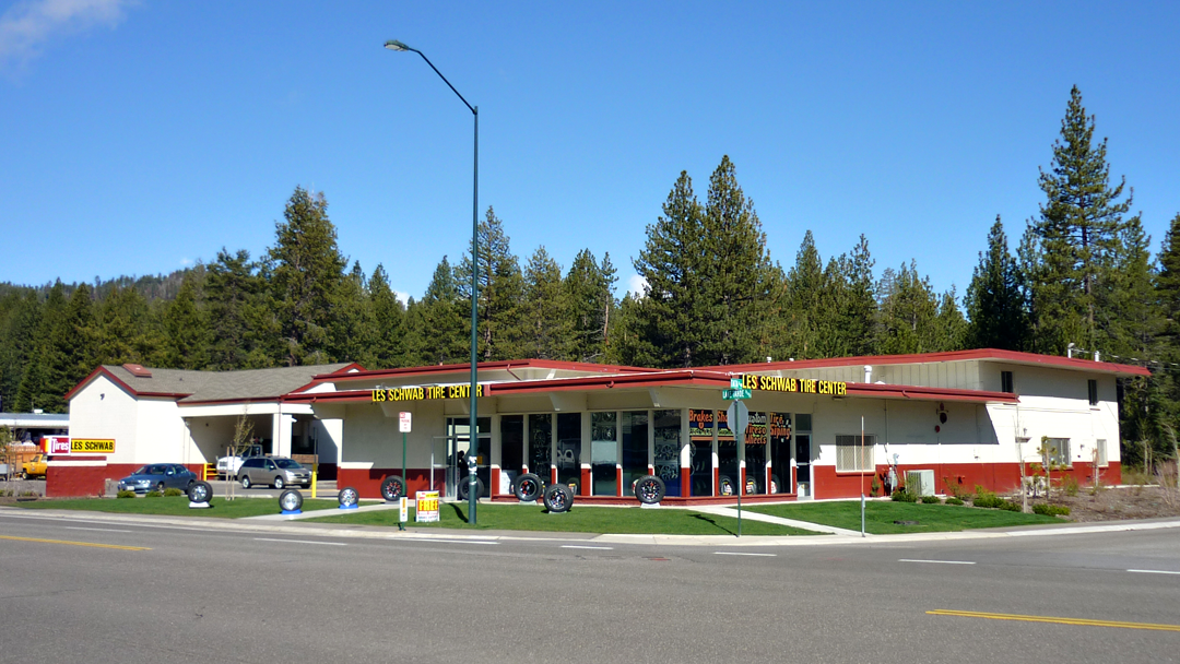 Les Schwab Tire Center