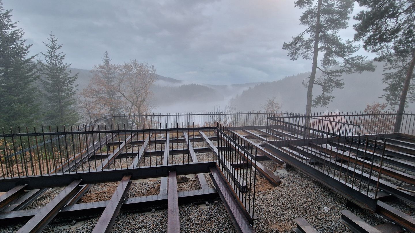 Irouschek Reinhold Gartengestaltung, Siedlerweg 8 in Gottfrieding