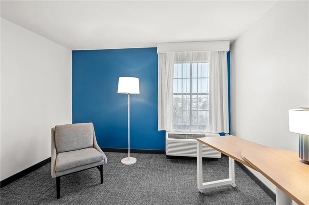 Images Spark by Hilton North Little Rock