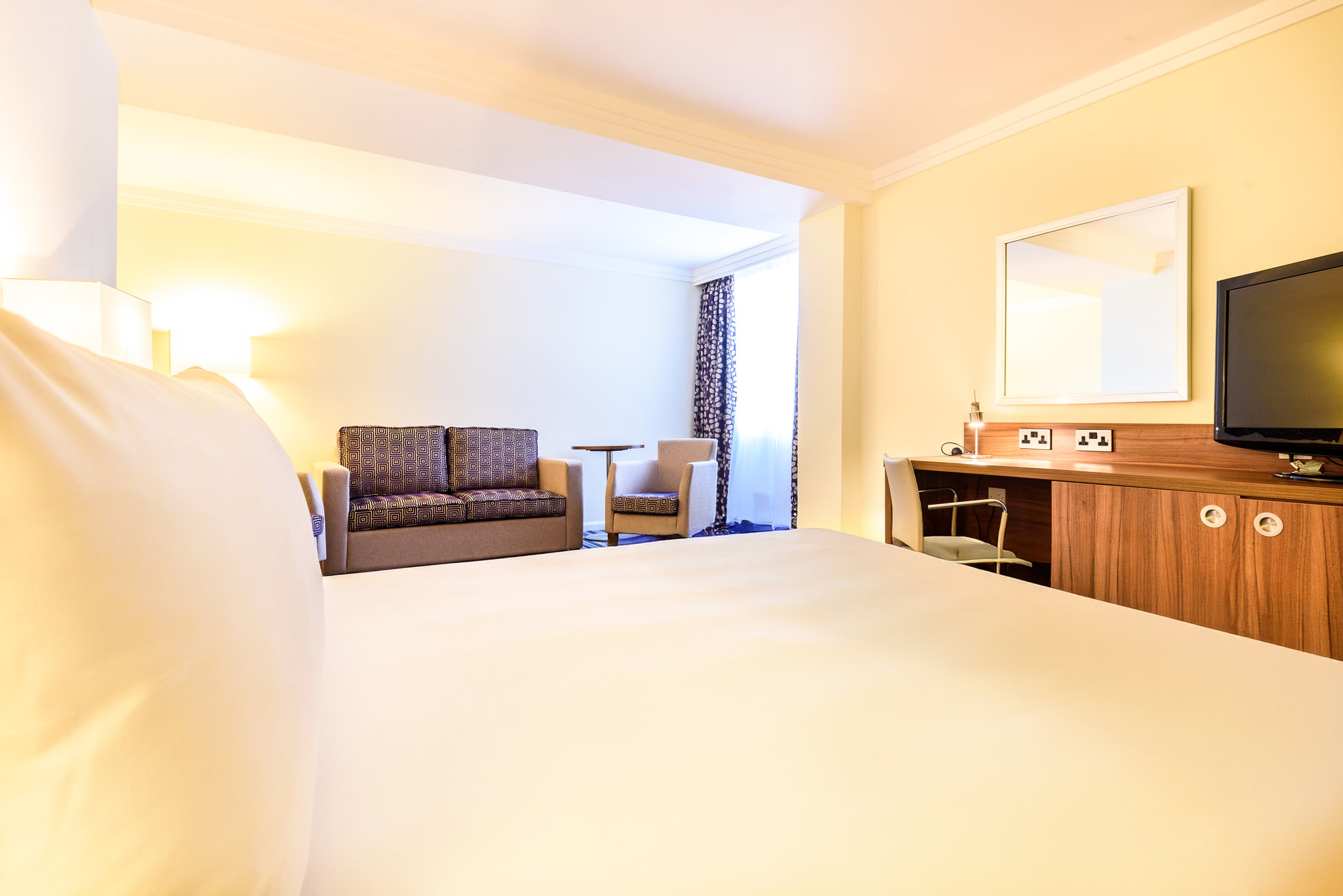 Images Holiday Inn Portsmouth by IHG