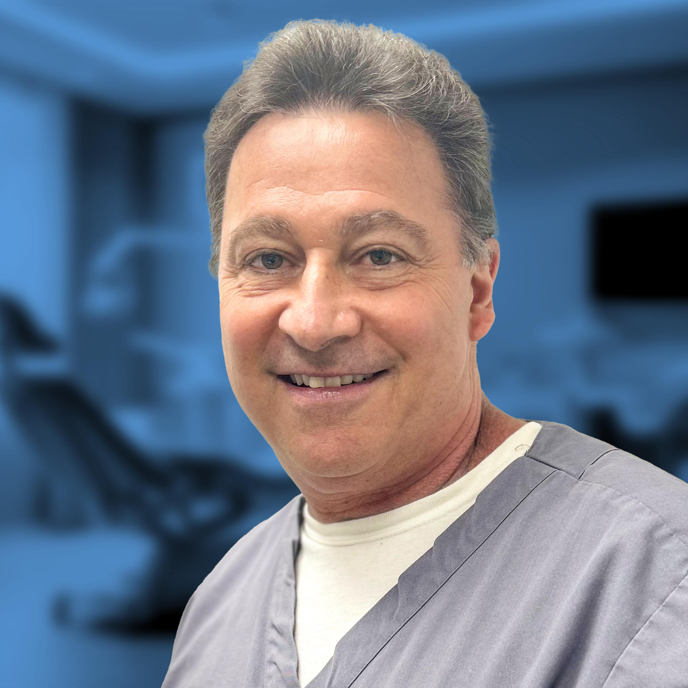 Dr. Neil Stearns - Headshot