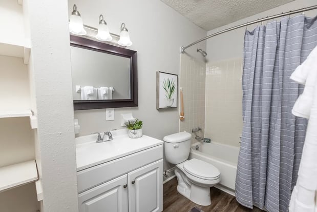 Images Dwell at Greenridge Apartments