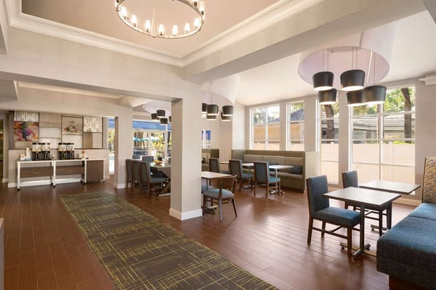 Images Hampton Inn & Suites Ft. Lauderdale Airport/South Cruise Port