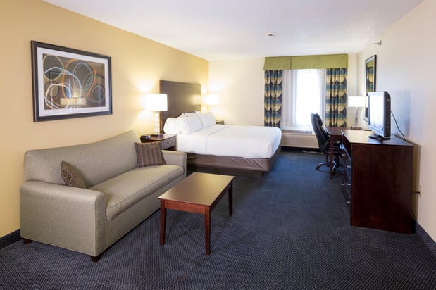 Images Holiday Inn Express & Suites St. Joseph Lakefront by IHG