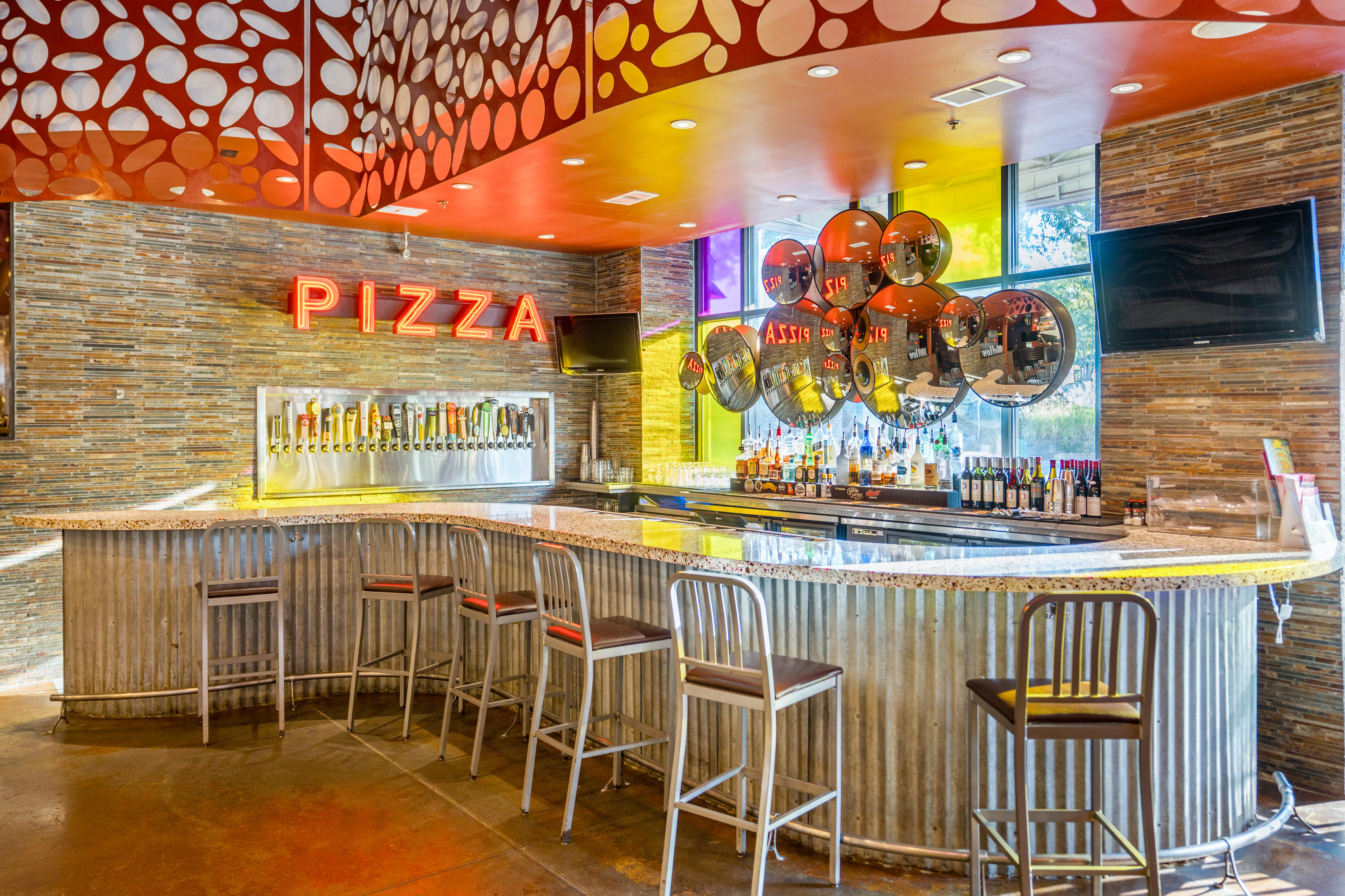 mellow mushroom bar