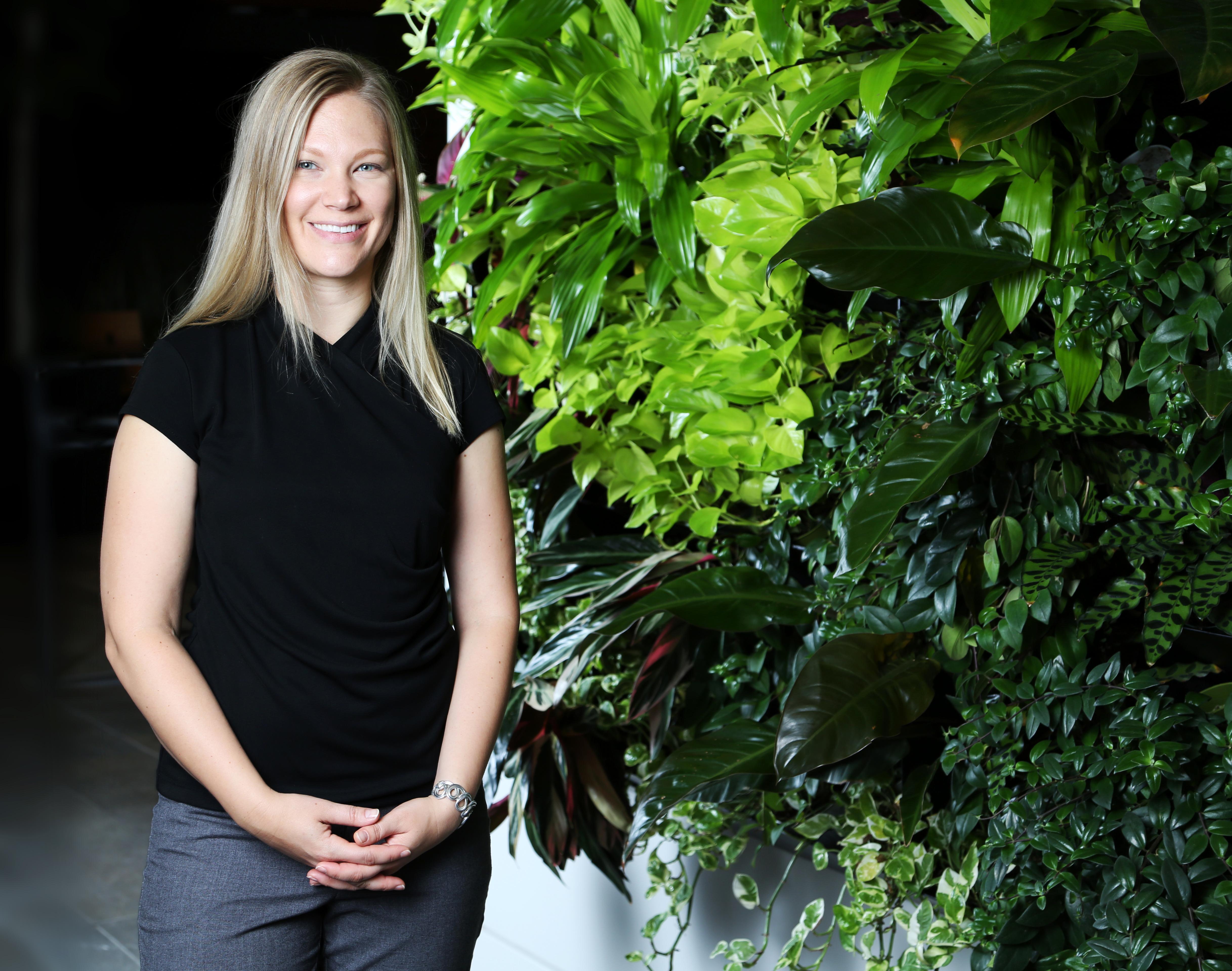 acupuncturist at pinnacle integrative health.