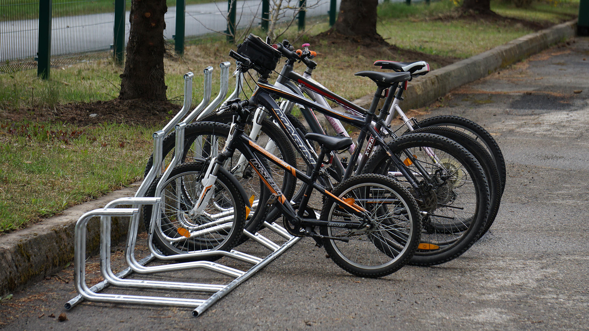 Rattahoidjad - Bicycle holders Arco Metal OÜ Saue 670 9616
