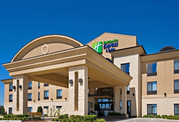 Images Holiday Inn Express & Suites Wichita Falls by IHG