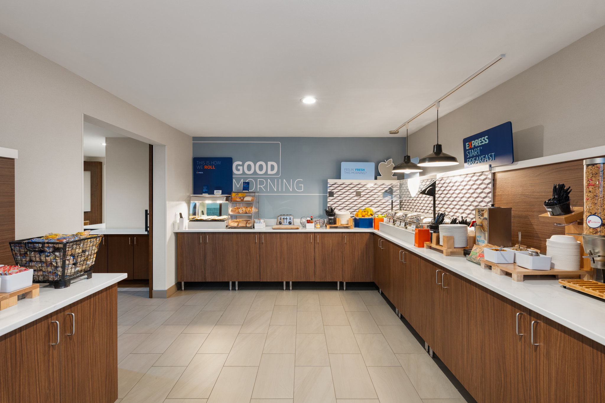 Holiday Inn Express & Suites Paso Robles by IHG Image