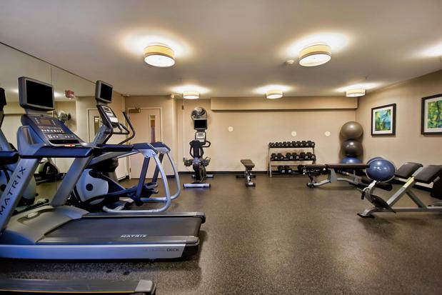 Images Staybridge Suites Madison-East by IHG