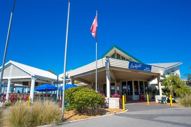 Images Best Western Plus Yacht Harbor Inn