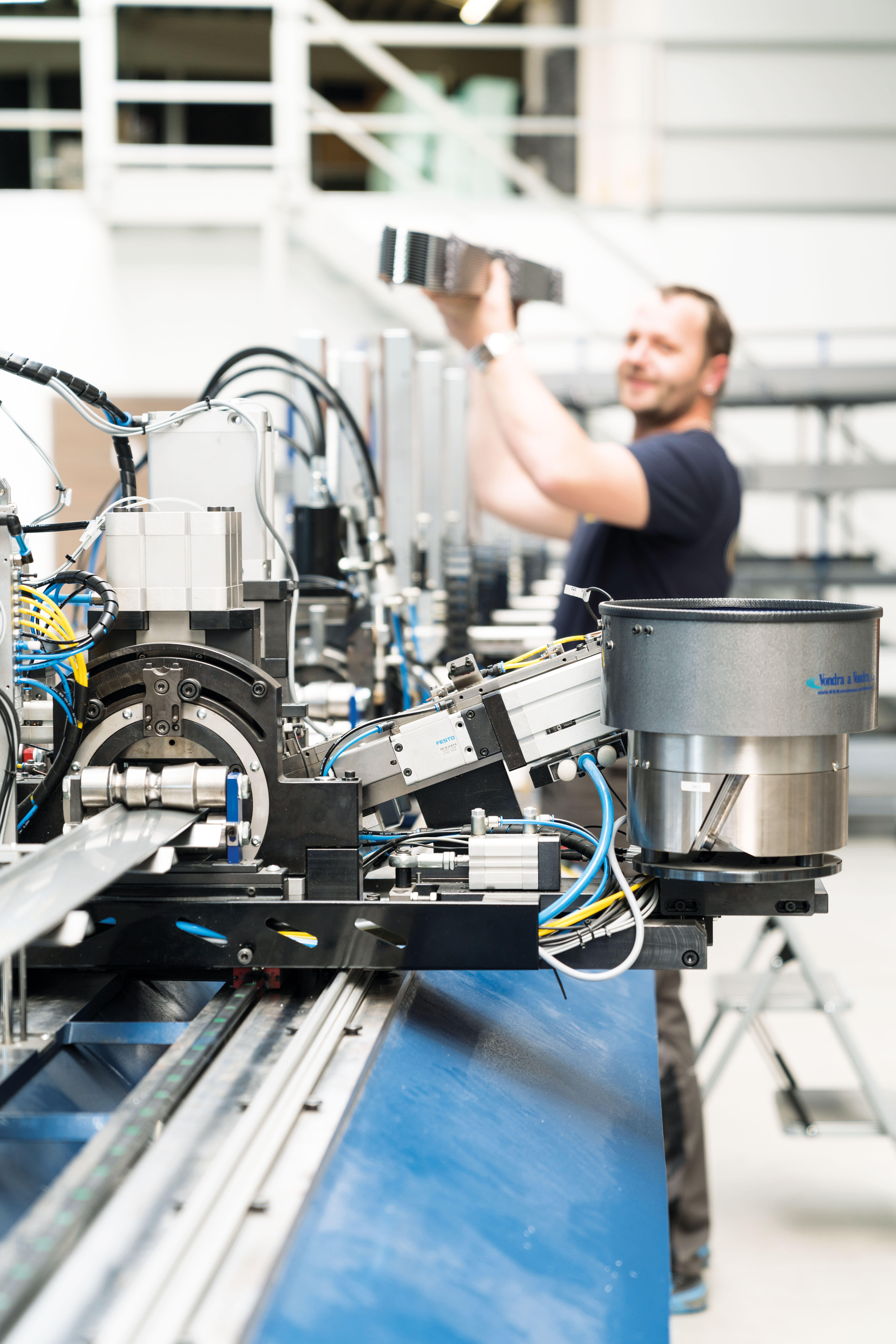 NEWO Sonnen- und Insektenschutz GmbH, Gewerbegebiet Nord 1a in Munderfing