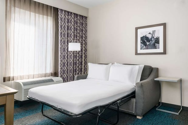 Images Hampton Inn & Suites LAX El Segundo