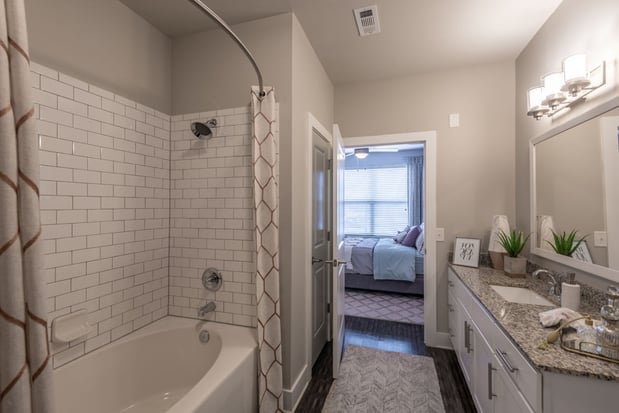 Images Centra at North Druid Hills