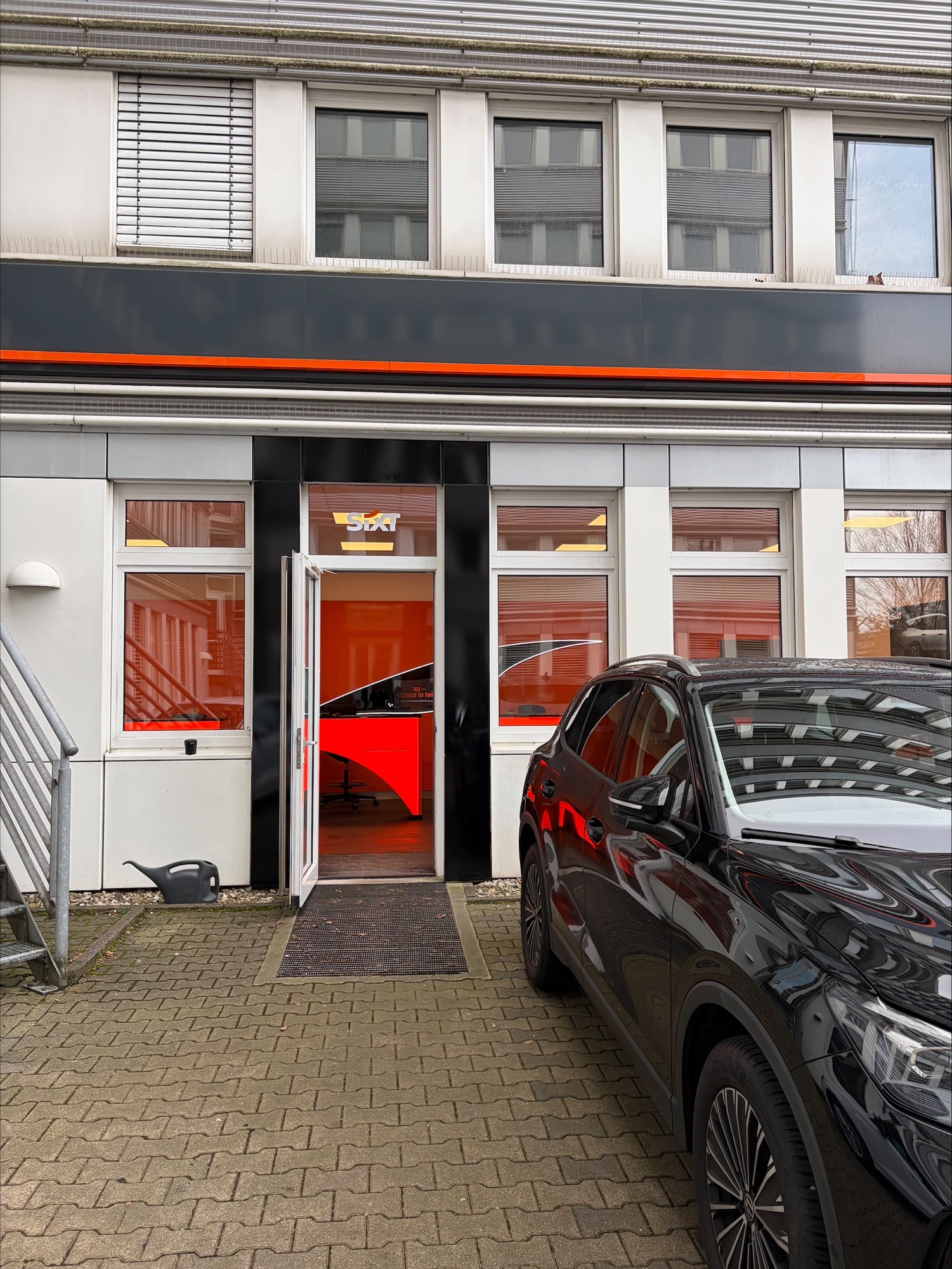 SIXT Autovermietung Hannover Buchholz, Karl-Wiechert-Allee 74 in Hannover