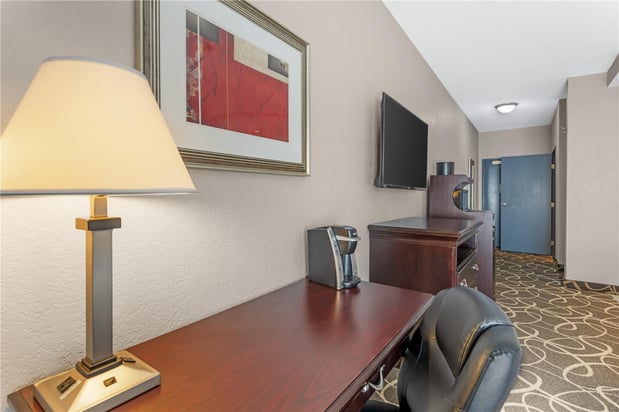 Images Best Western Plus Eau Claire Conference Center