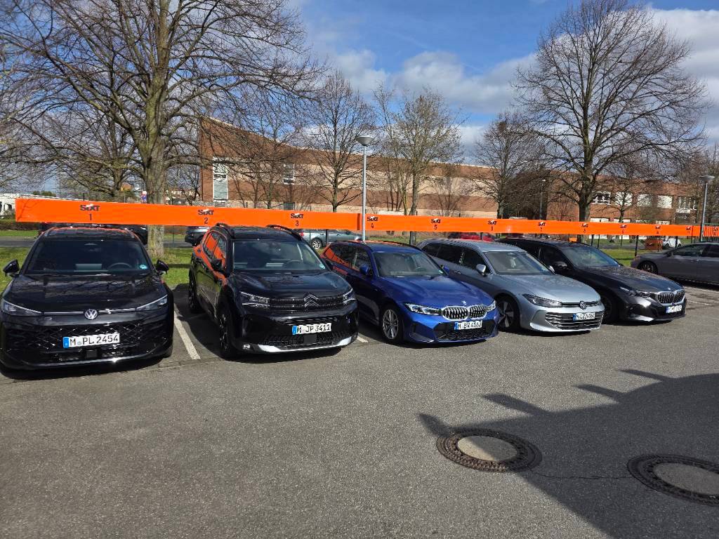 SIXT Mietwagen & Transporter mieten Köln Porz/Gremberghoven, Ettore-Bugatti-Str. 2 in Köln