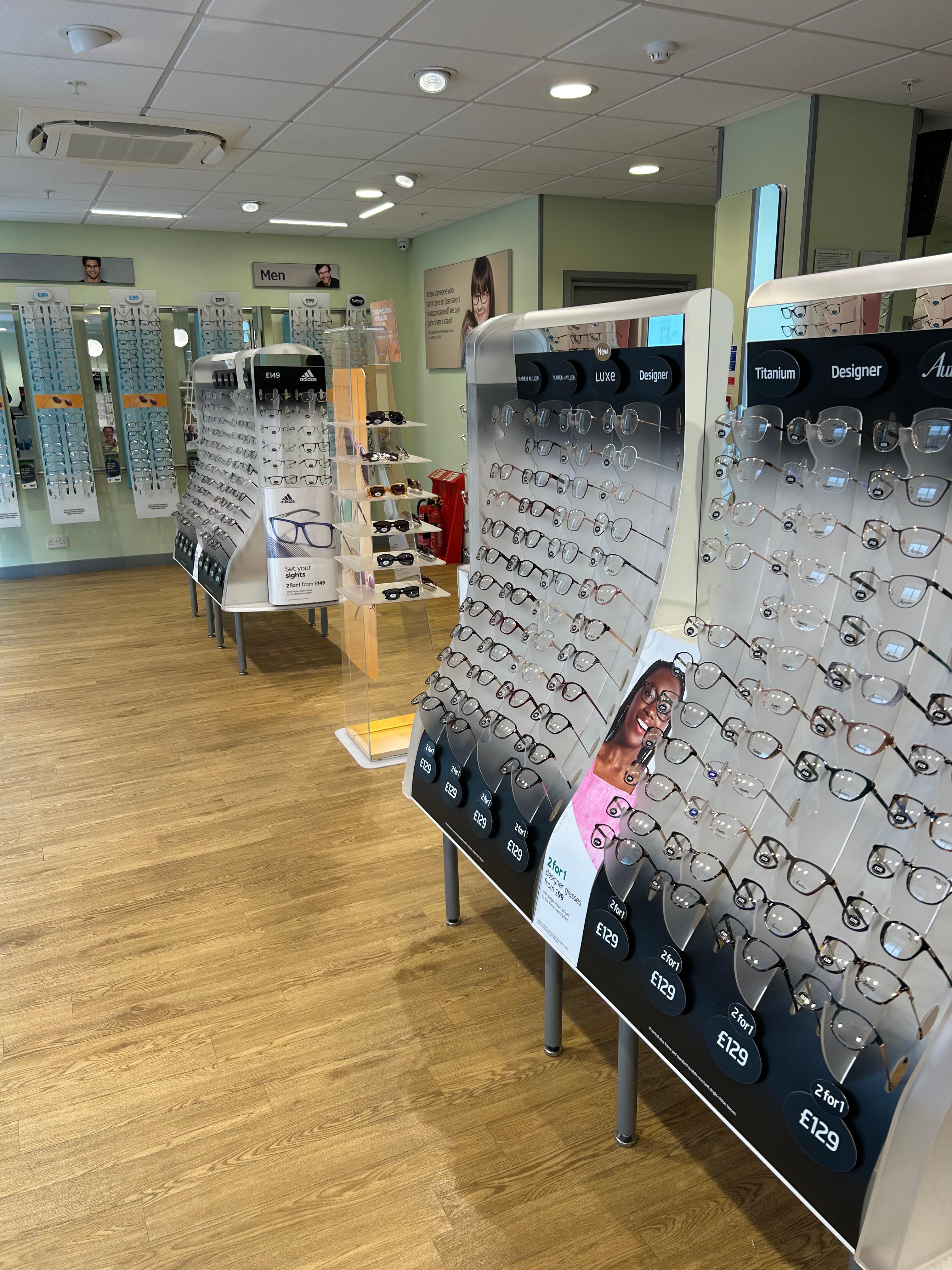 Specsavers Opticians and Audiologists - Greenock Specsavers Opticians and Audiologists - Greenock Greenock 01475 724404