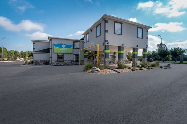 Images SureStay by Best Western Manning