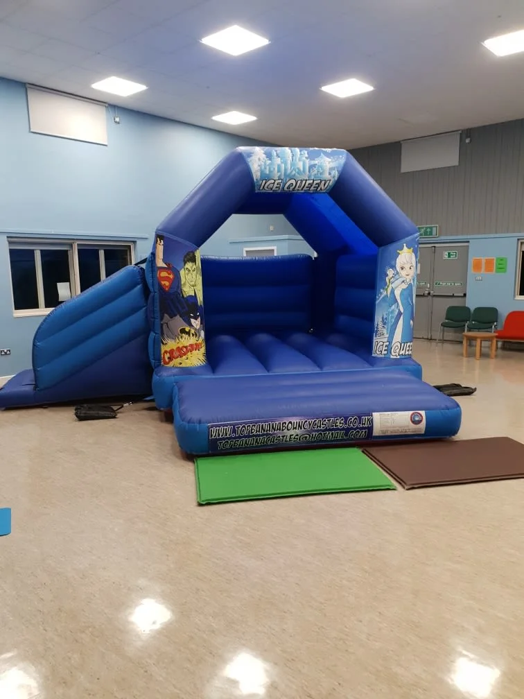 Images Top Banana Bouncy Castles