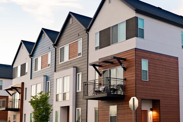 Images Woods Rose Townhomes