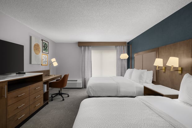 Images Holiday Inn Coralville - Iowa City by IHG