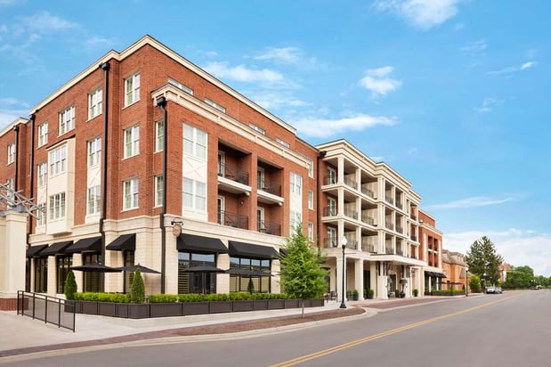Images The Harpeth Franklin Downtown, Curio Collection by Hilton