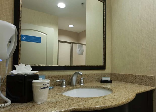 Images Hampton Inn North Brunswick/New Brunswick