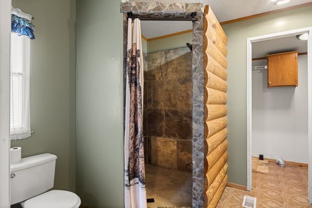 Images Moore Home & Ranch Realty