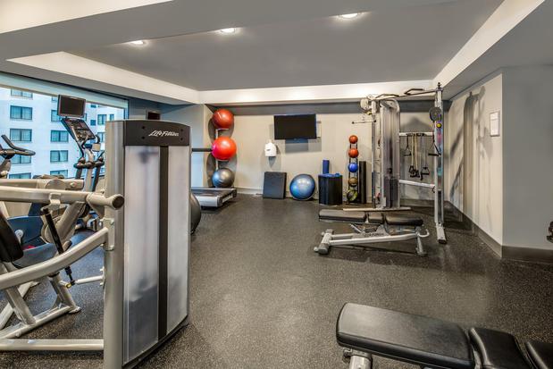 Images Crowne Plaza Seattle-Downtown by IHG