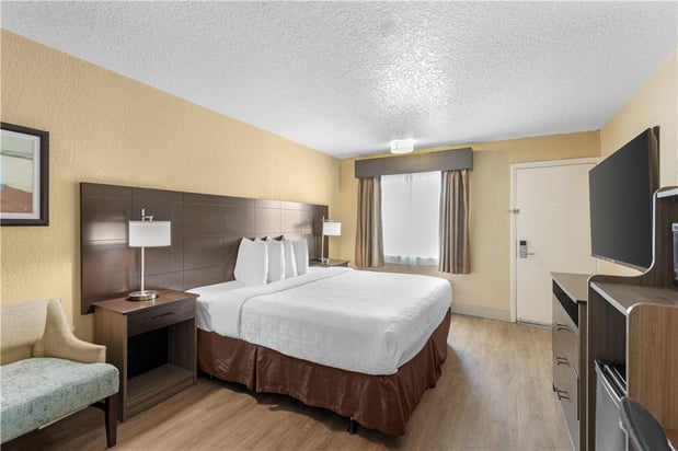 Images Best Western Space Shuttle Inn