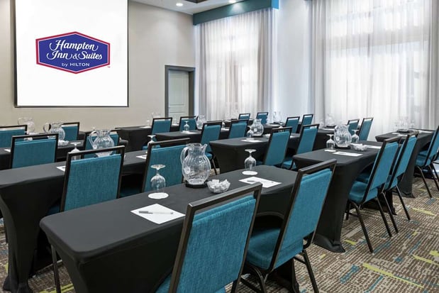 Images Hampton Inn & Suites Orlando Airport @ Gateway Village