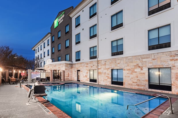 Images Holiday Inn Express & Suites del Rio by IHG