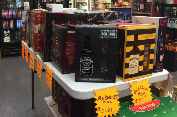 Images Tulalip Liquor Store & Smoke Shop