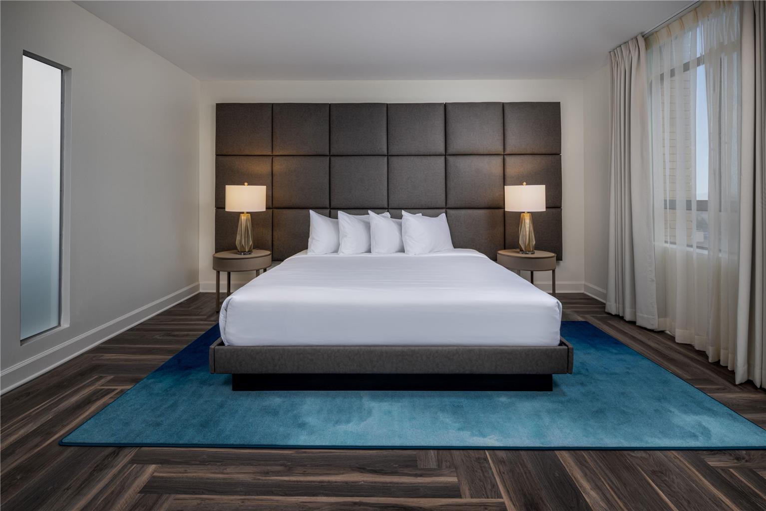 Guest room