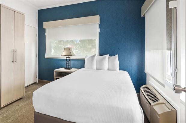Images SureStay by Best Western Santa Monica