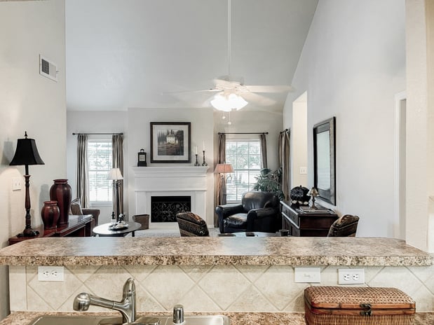 Images SaddleBrook Apartments