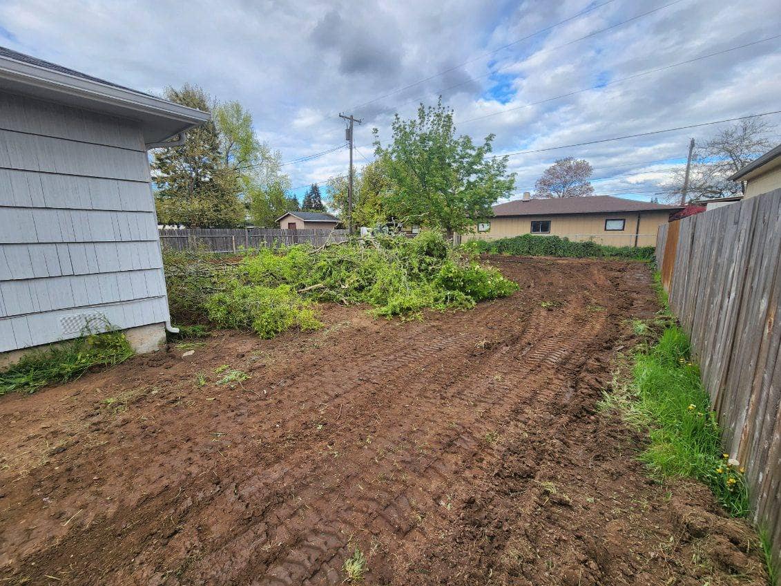 JC Final Touch offers professional land clearing services to prepare your property for new development or improved usability. Our team efficiently removes obstacles, creating a clean and functional space for construction, landscaping, or other projects. With a focus on precision and efficiency, we ensure your land is ready for its next phase.