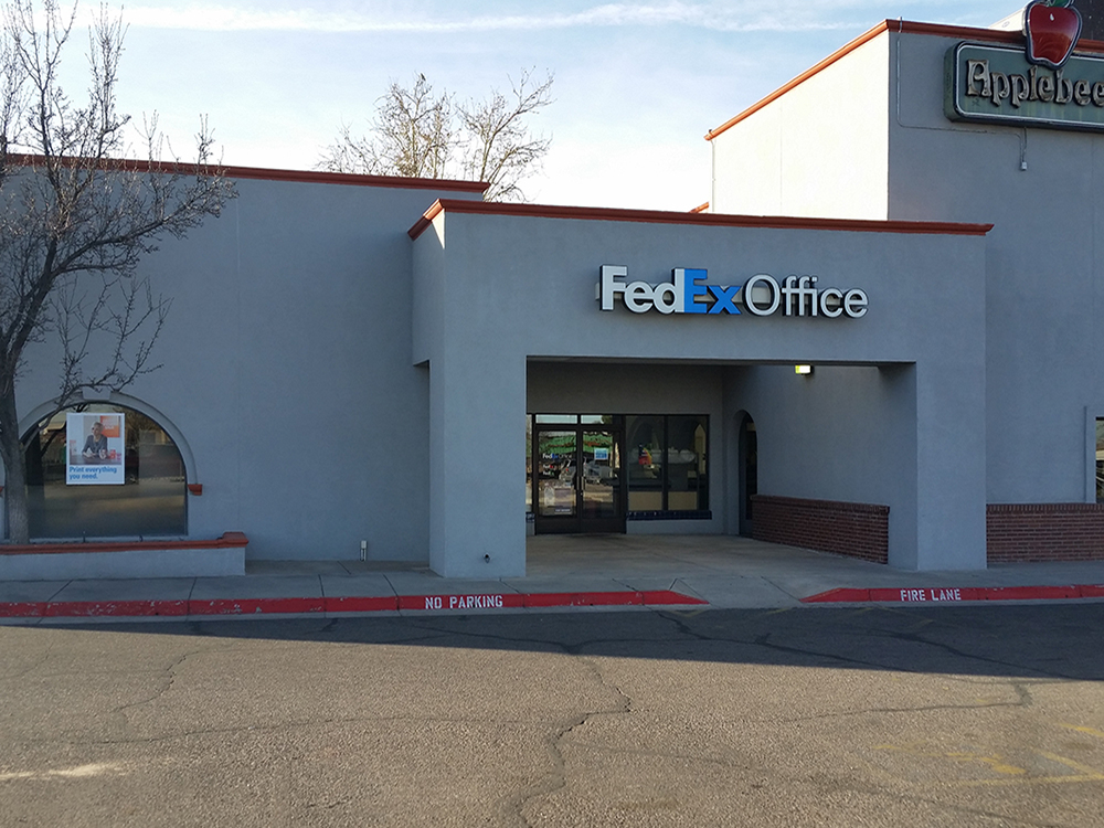 Exterior photo of FedEx Office location at 6220 San Mateo Blvd NE\t Print quickly and easily in the self-service area at the FedEx Office location 6220 San Mateo Blvd NE from email, USB, or the cloud\t FedEx Office Print & Go near 6220 San Mateo Blvd NE\t Shipping boxes and packing services available at FedEx Office 6220 San Mateo Blvd NE\t Get banners, signs, posters and prints at FedEx Office 6220 San Mateo Blvd NE\t Full service printing and packing at FedEx Office 6220 San Mateo Blvd NE\t Drop off FedEx packages near 6220 San Mateo Blvd NE\t FedEx shipping near 6220 San Mateo Blvd NE