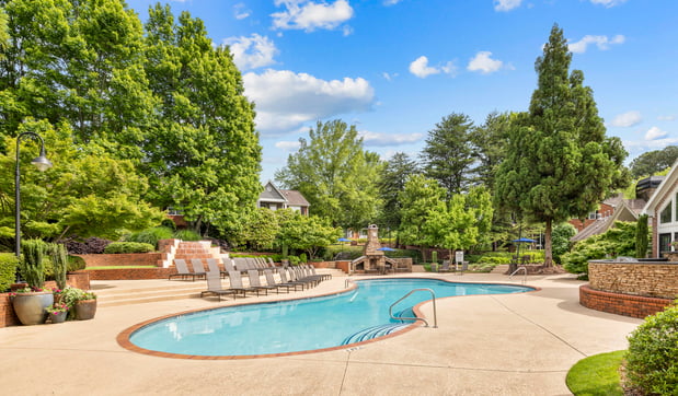 Images MAA Pleasant Hill