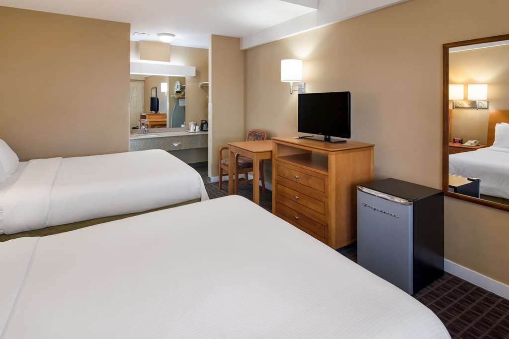 Double SureStay By Best Western North Vancouver Capilano North Vancouver (604)987-8185
