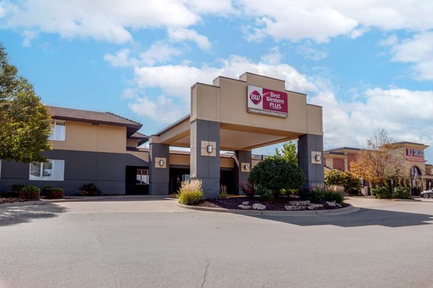 Images Best Western Plus Dubuque Hotel & Conference Center