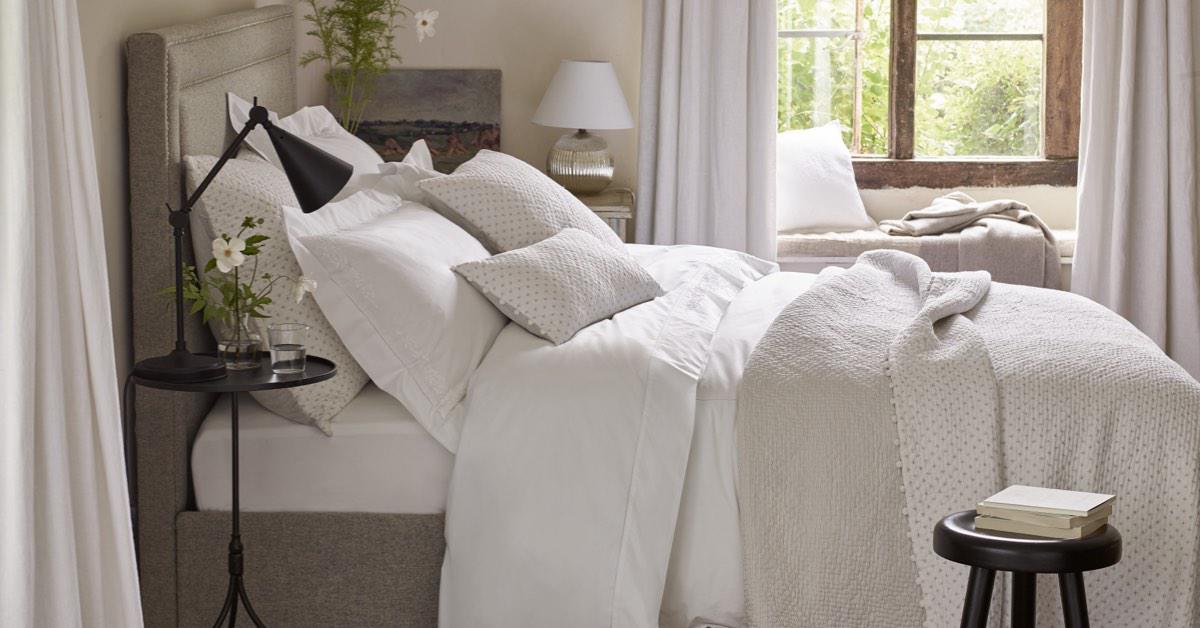 The White Company Stratford upon Avon 01789 777129