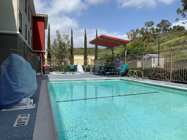 Images Holiday Inn Express & Suites Lake Forest - Irvine East by IHG