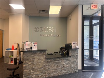 Images RUSH Physical Therapy - North Center